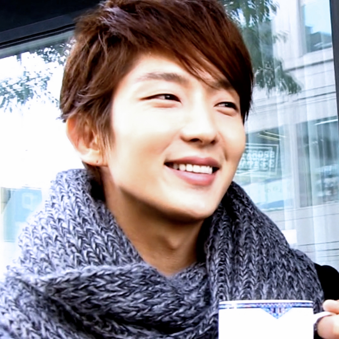 Latest photo of Lee Joongi
