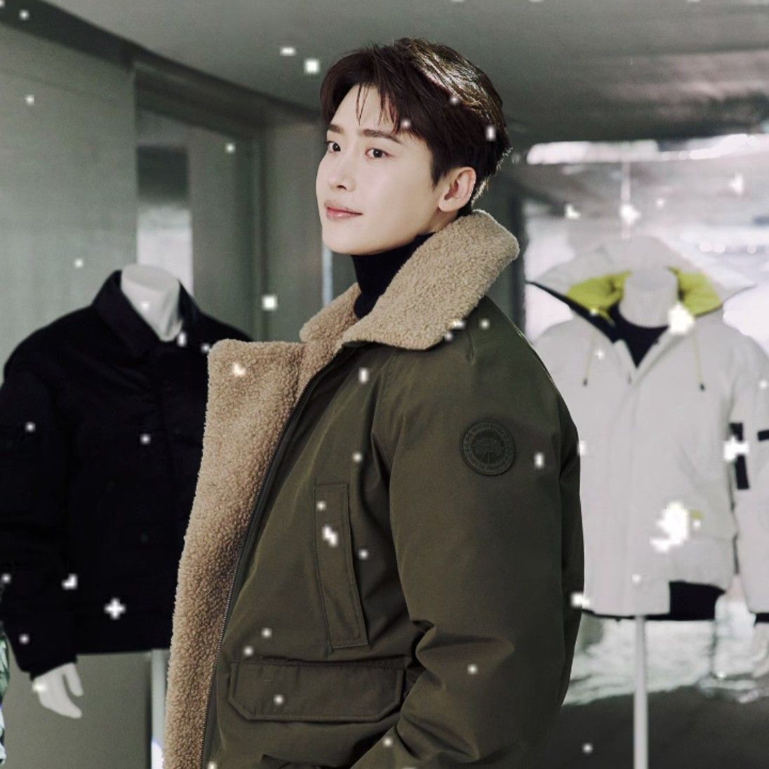 李鍾碩的最新照片