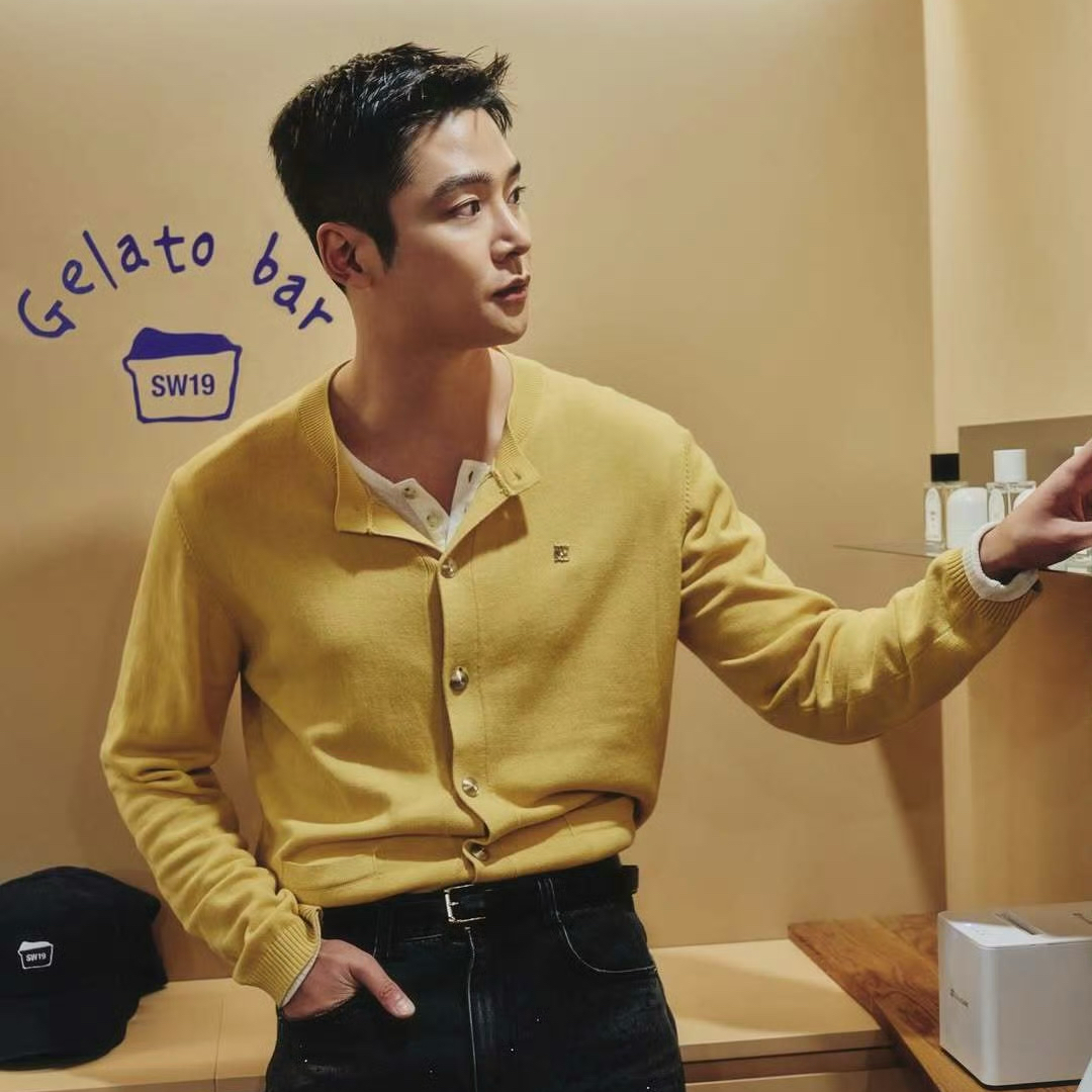 Behind-the-scenes cut of Rowoon