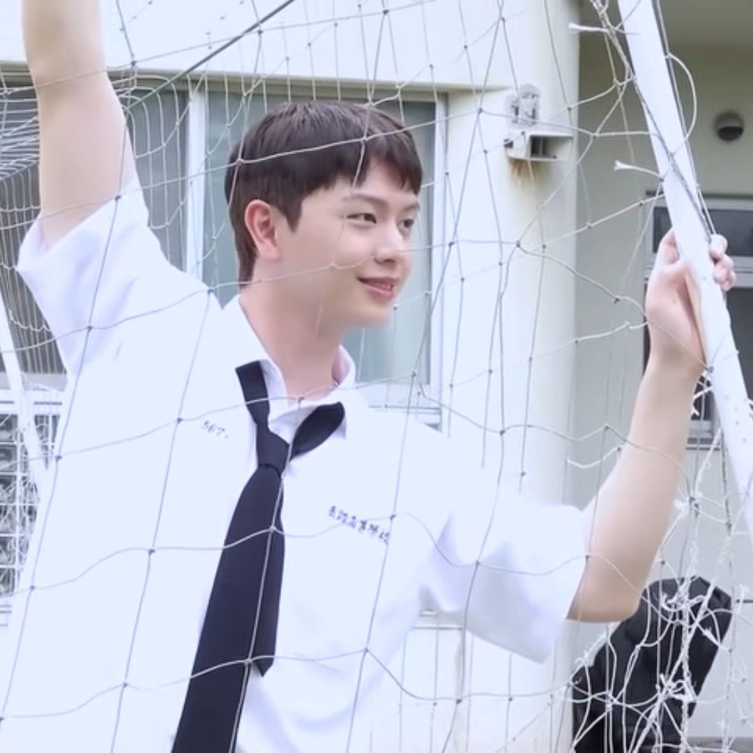 Behind-the-scenes cut of Yook Sungjae