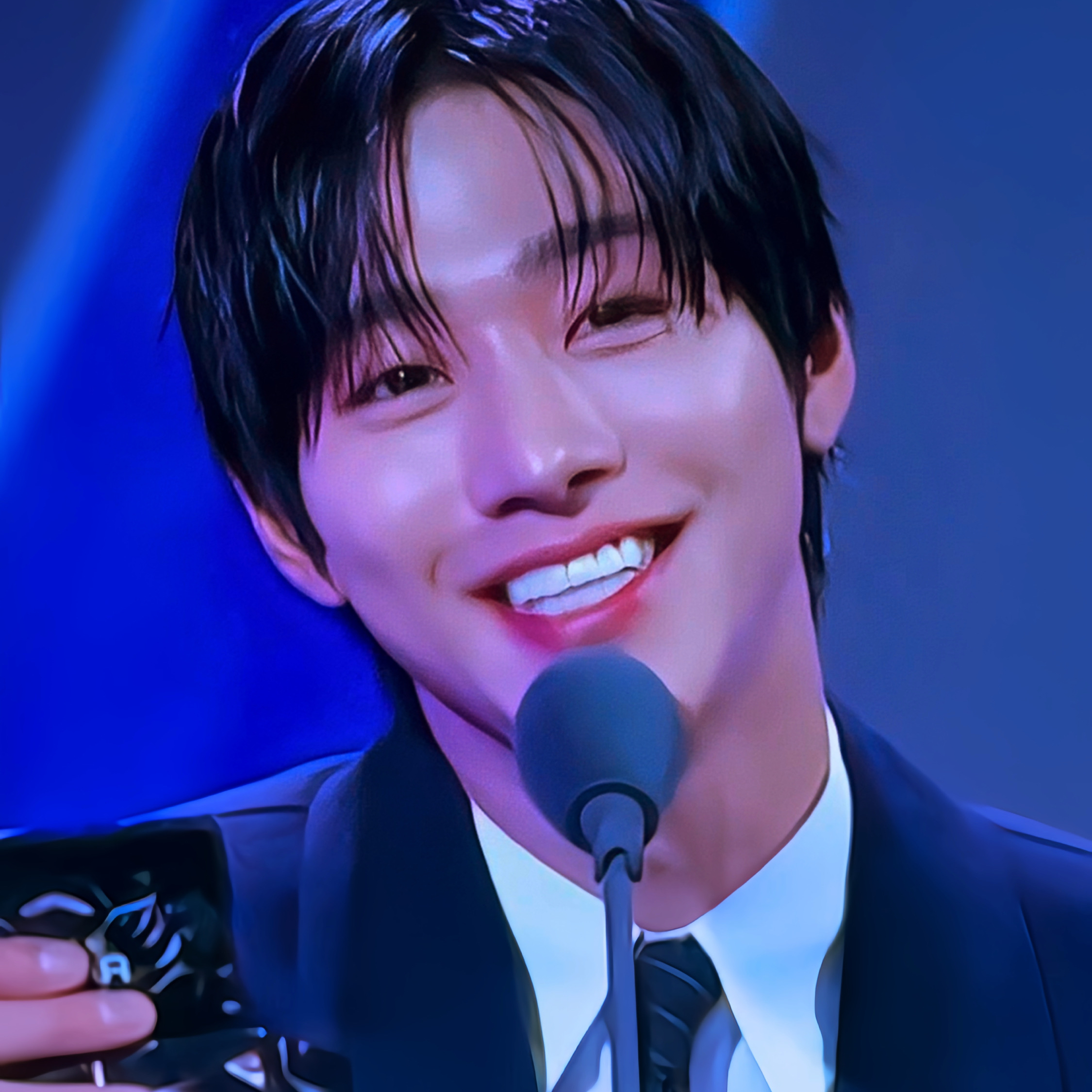 Cuplikan di balik layar dari Ahn Hyoseop