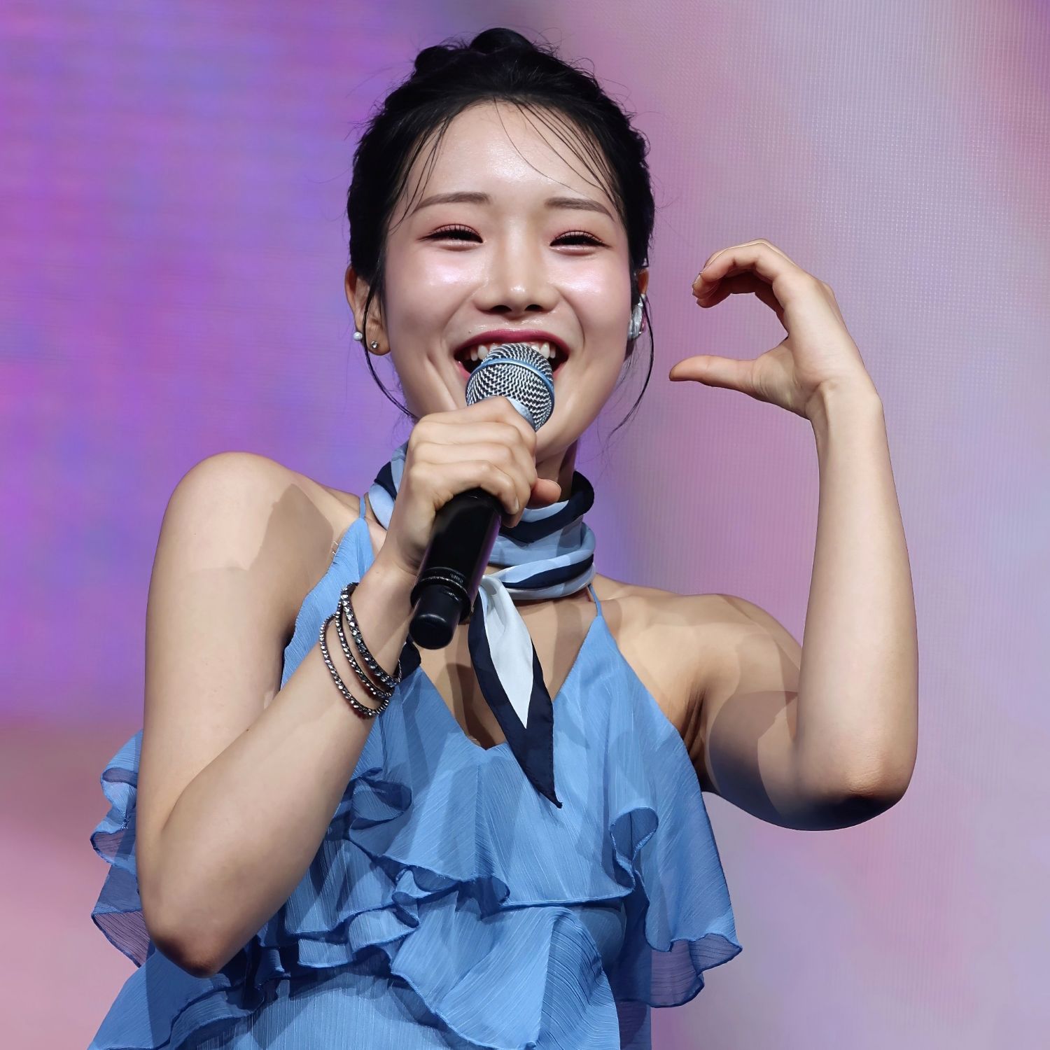Recent activity shot of Kim Soyeon (2004)