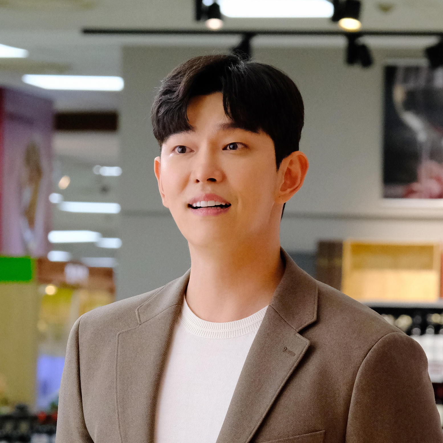 Latest photo of Yoon Kyunsang