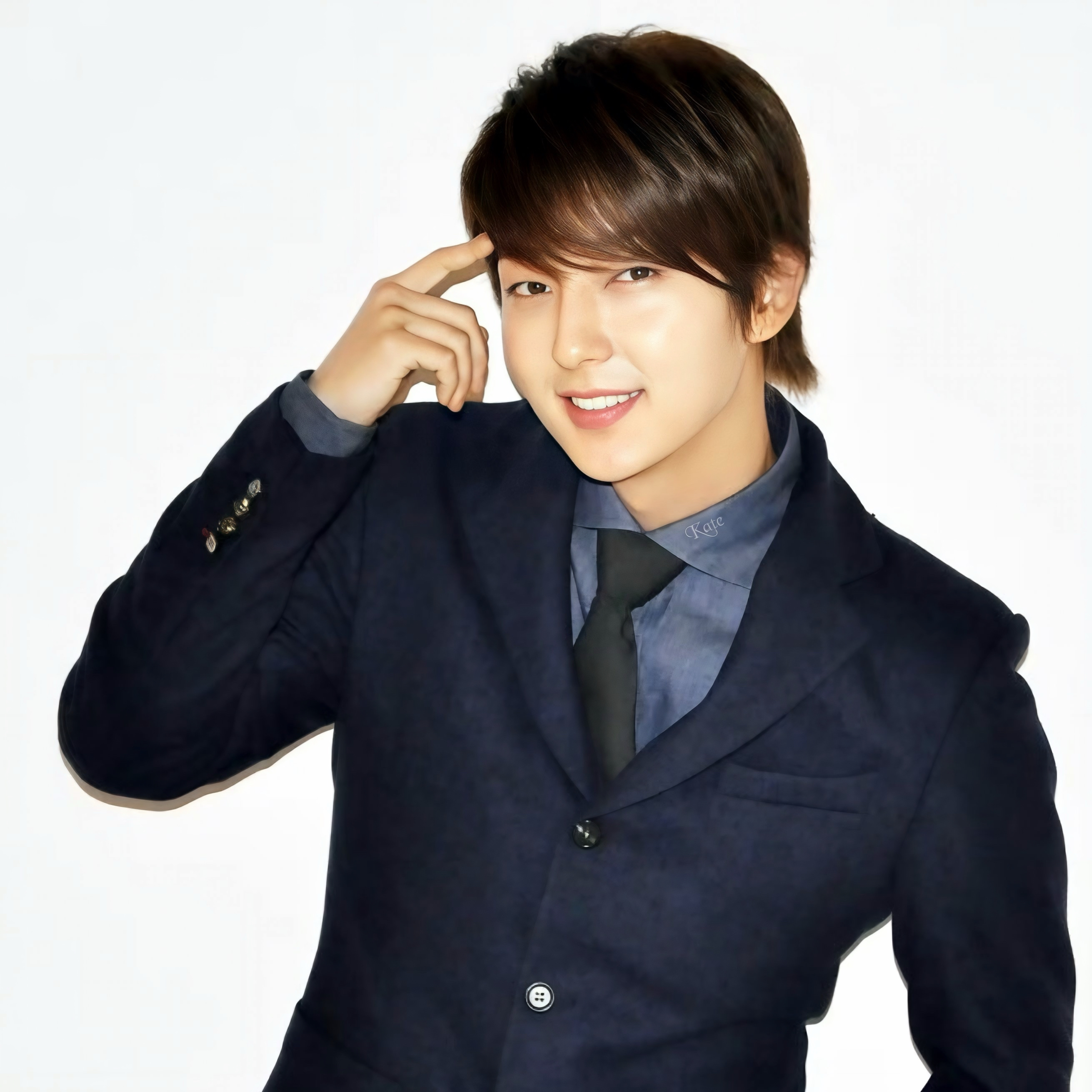 Latest photo of Lee Joongi