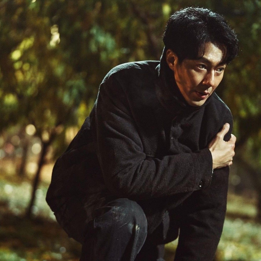 Recent activity shot of Jo Insung