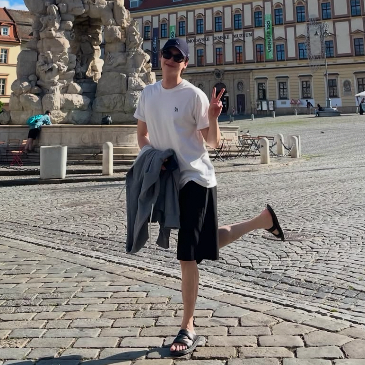 Recent activity shot of Lee Jongsuk