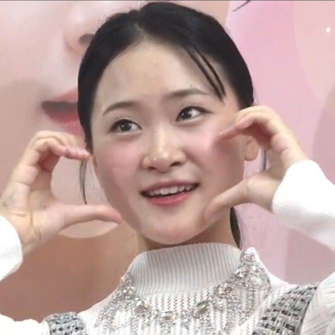 Recent activity shot of Kim Dahyun