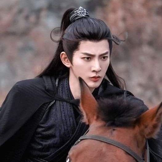 Latest photo of Deng Wei