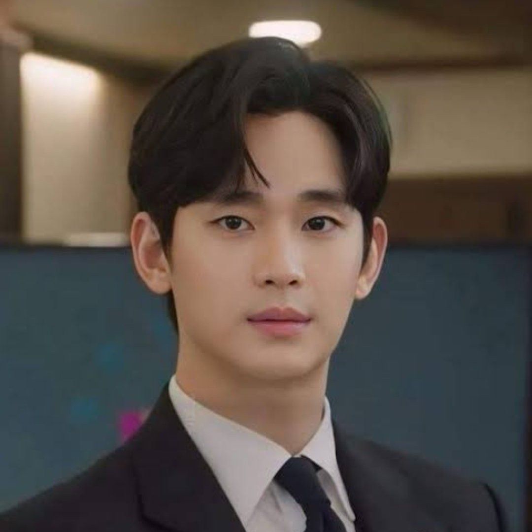 A moment captured by a fan of Kim Soohyun