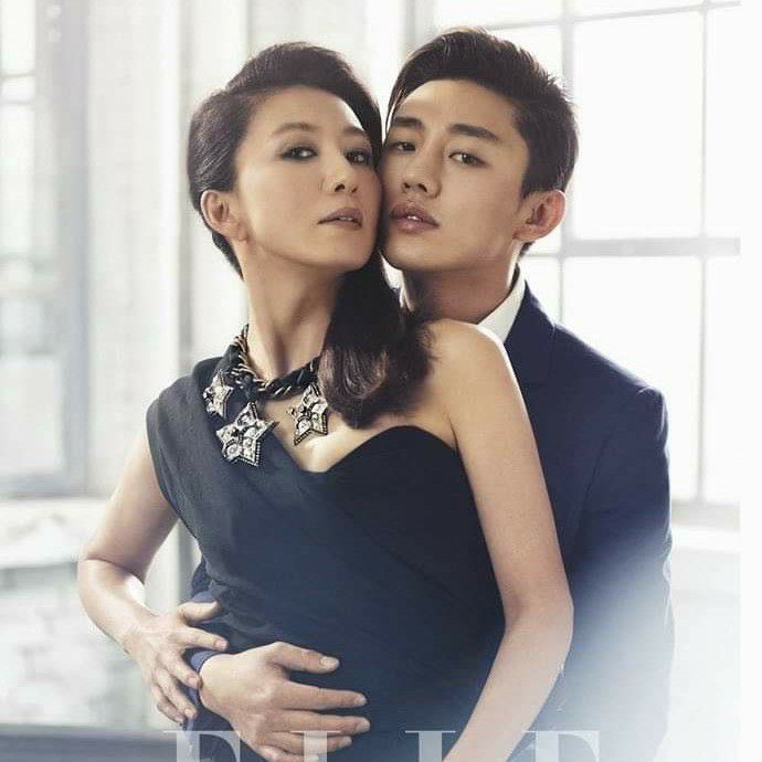 A moment captured by a fan of Kim Heeae