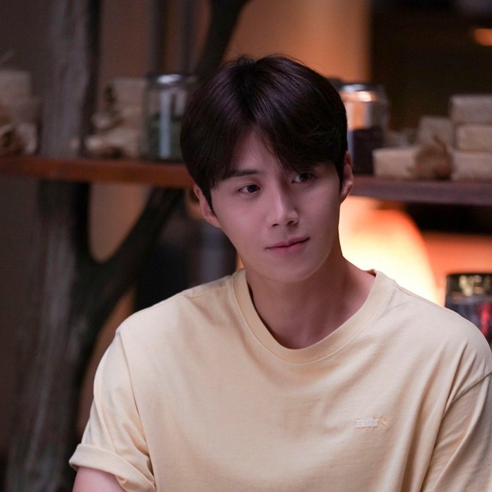 Recent activity shot of Kim Seonho