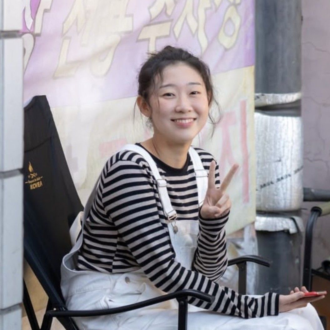 Behind-the-scenes cut of Han Yeji