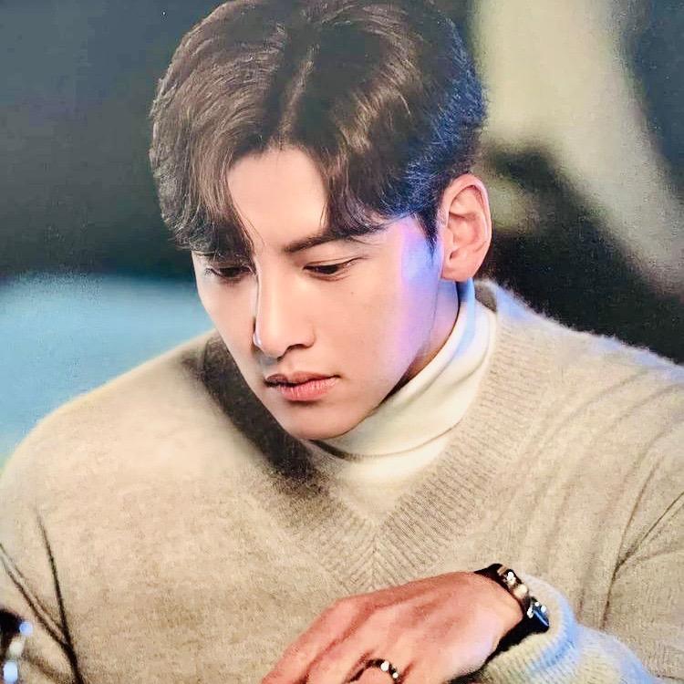 粉丝拍下的池昌旭瞬间