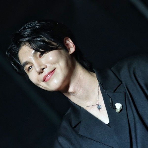 Behind-the-scenes cut of Kim Junsu (1991)