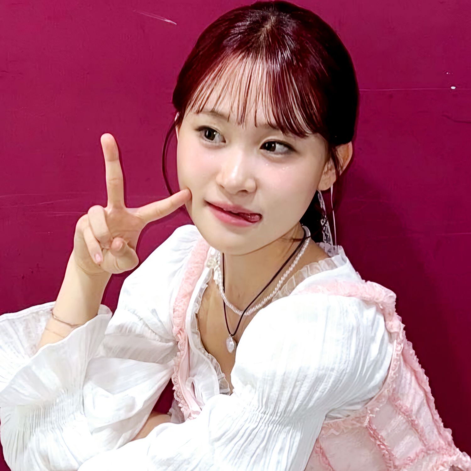 Behind-the-scenes cut of Kim Dahyun