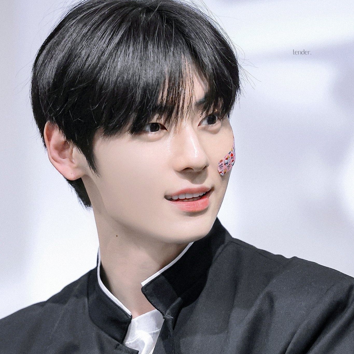 Latest photo of Hwang Minhyun