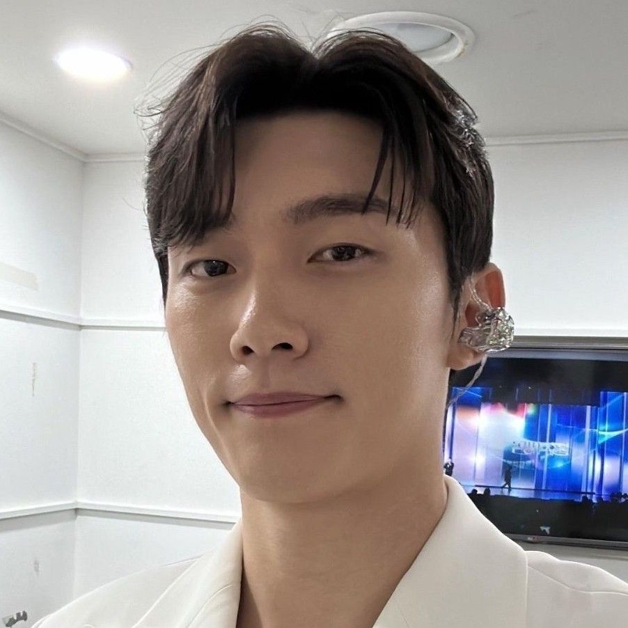 Jeon Jonghyeok的幕後花絮