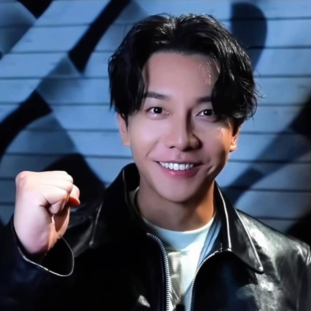 イ・スンギの最近の活動ショット