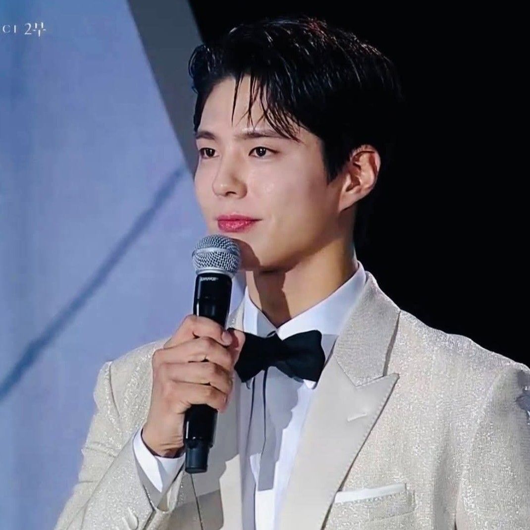 Behind-the-scenes cut of Park Bogum