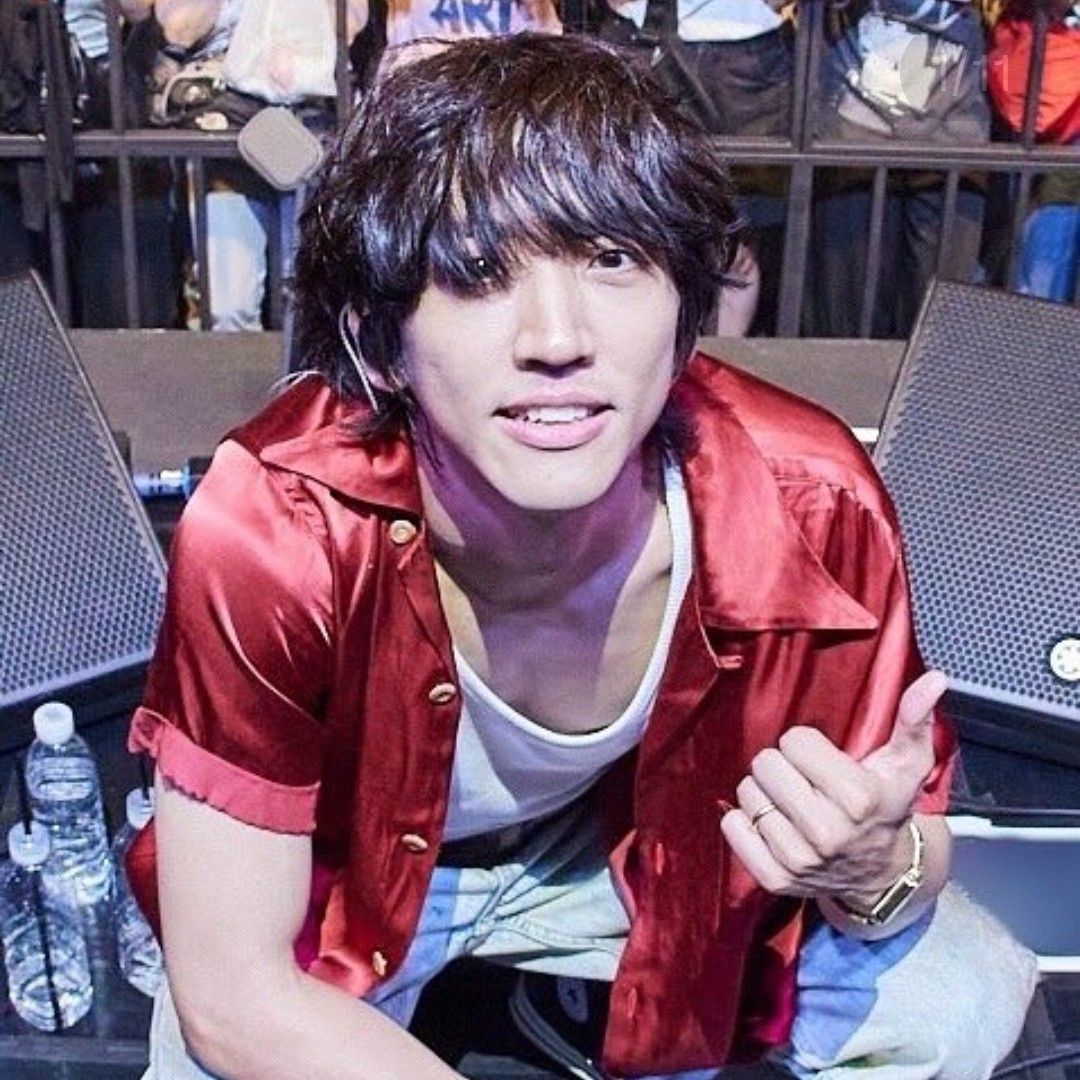 Behind-the-scenes cut of Lee Seungyoon