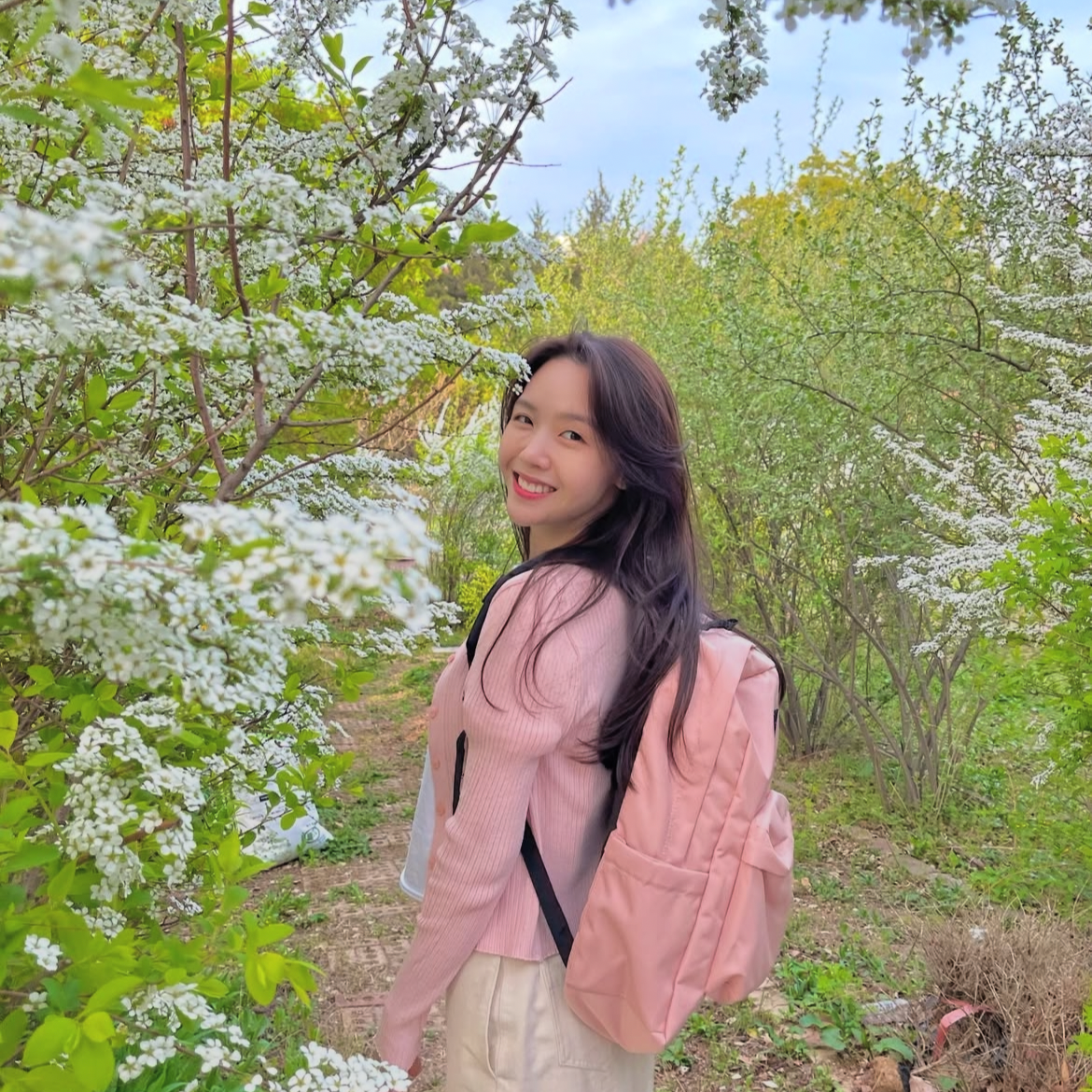 Latest photo of Minah
