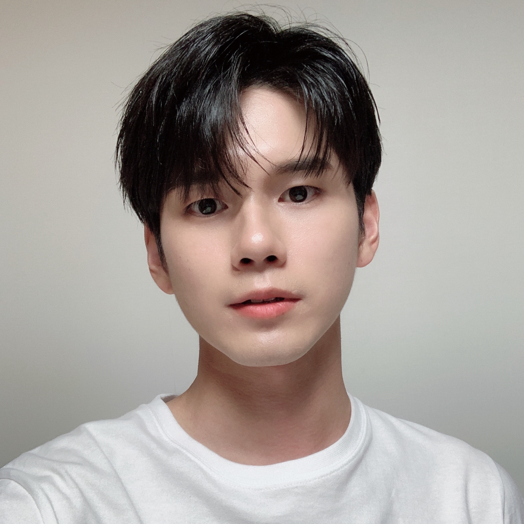 A moment captured by a fan of Ong Seongwu