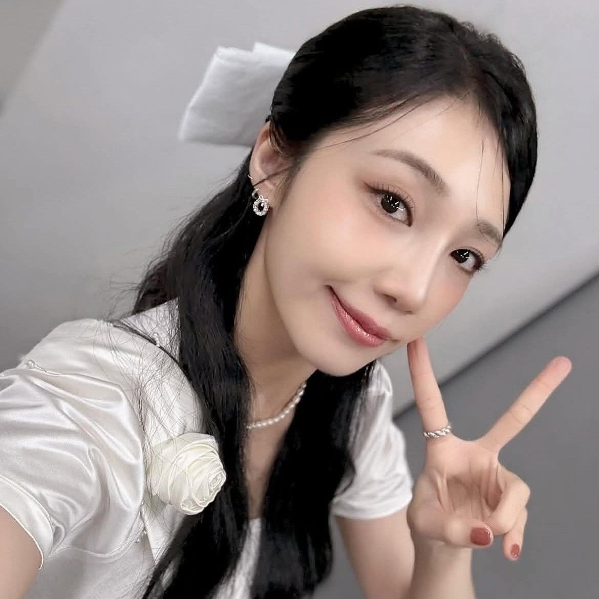 Behind-the-scenes cut of Jung Eunji