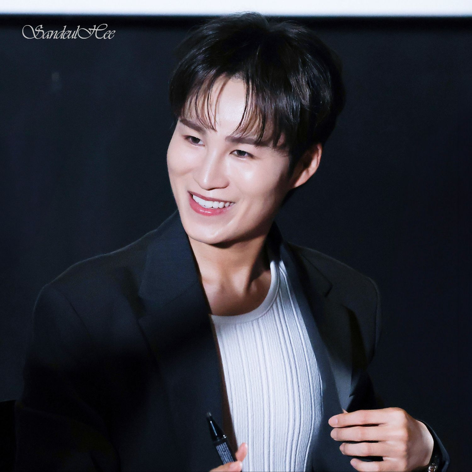 Cuplikan di balik layar dari Kim Heejae