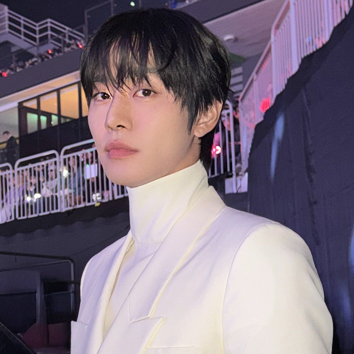 粉絲拍下的安孝燮瞬間