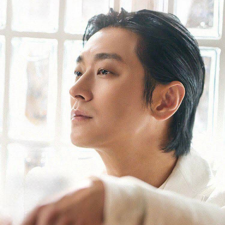 Recent activity shot of Joo Jihoon