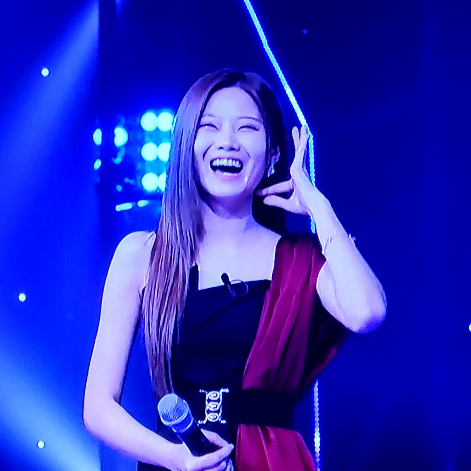 Behind-the-scenes cut of Bae Ahyeon