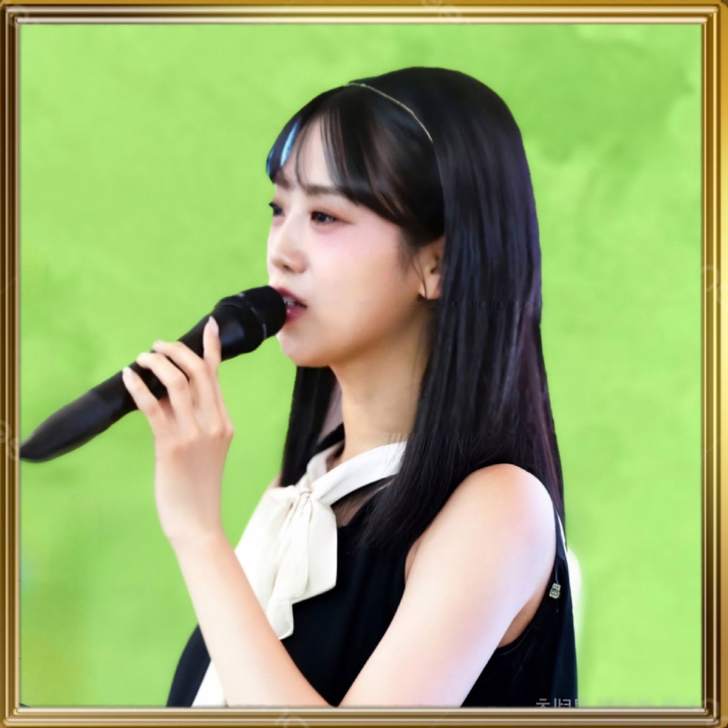 Recent activity shot of Kang Hyeyeon