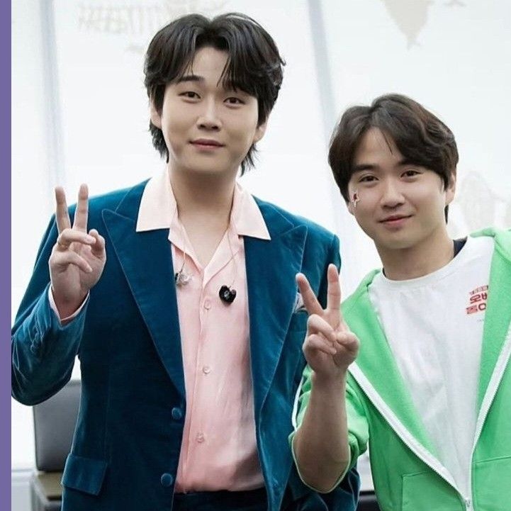 A moment captured by a fan of Hwang Youngwoong