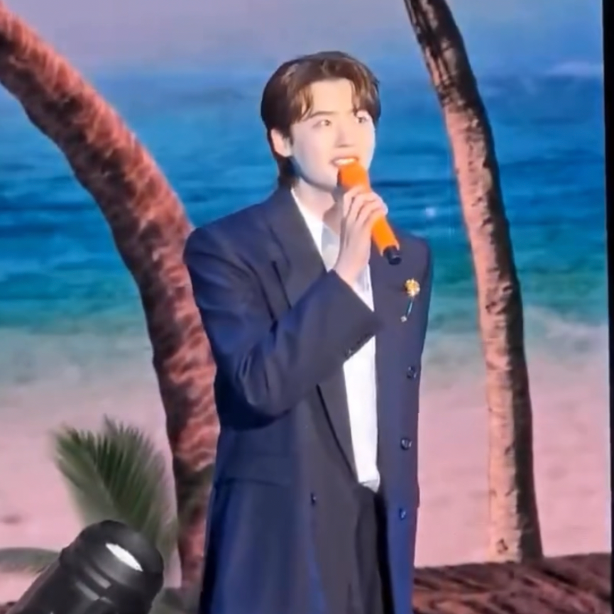 李鍾碩的近期活動照