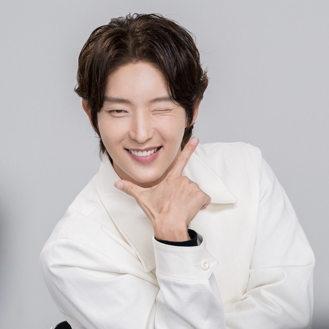 Momen yang diabadikan oleh penggemar Lee Joongi