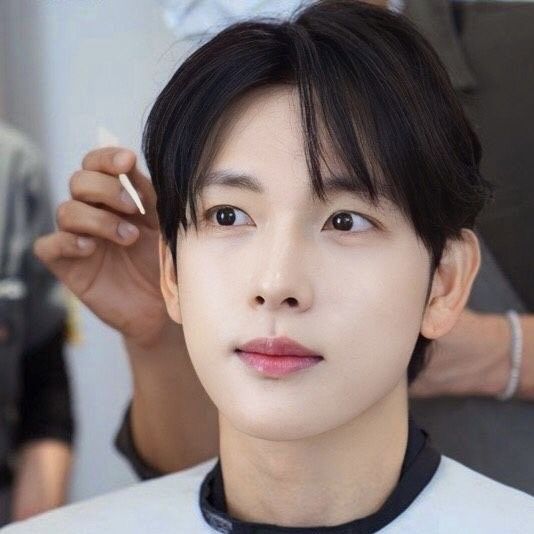 Latest photo of Lim Siwan