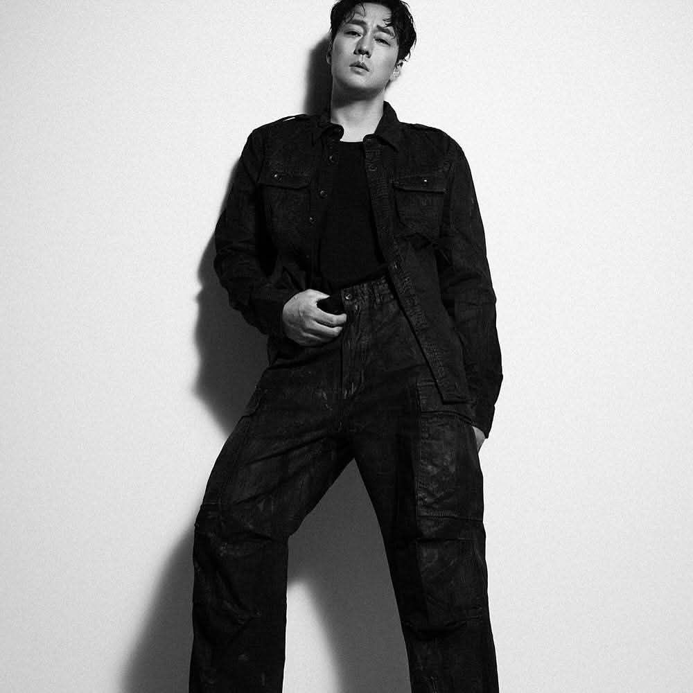 Recent activity shot of So Jisub