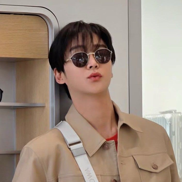 A moment captured by a fan of Rowoon