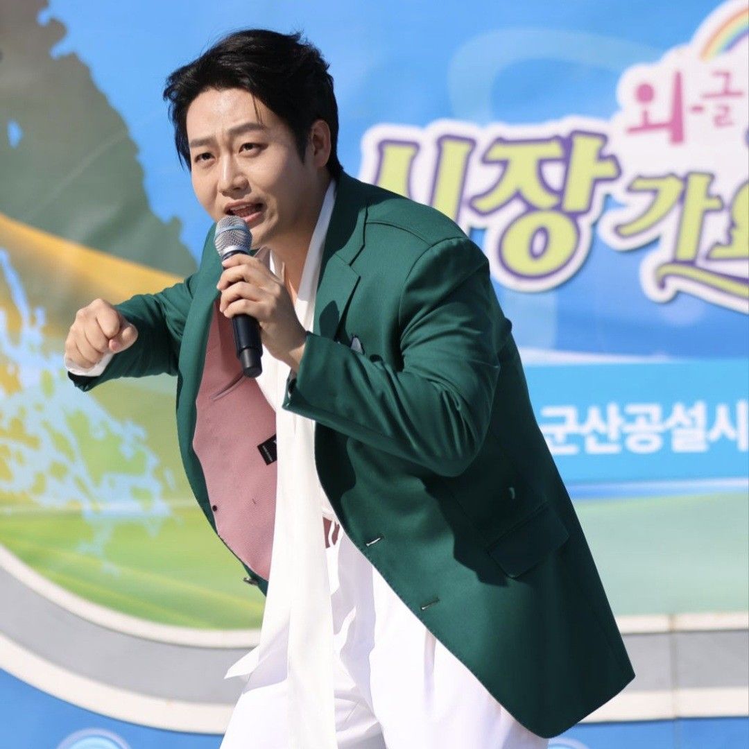 Behind-the-scenes cut of Min Soohyun