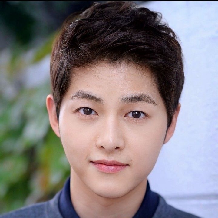 Latest photo of Song Joongki