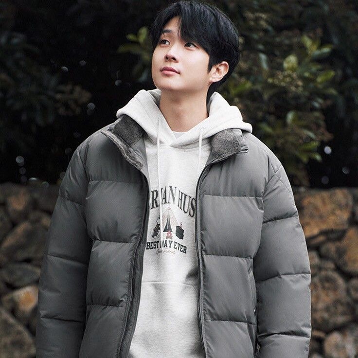 Behind-the-scenes cut of Choi Wooshik