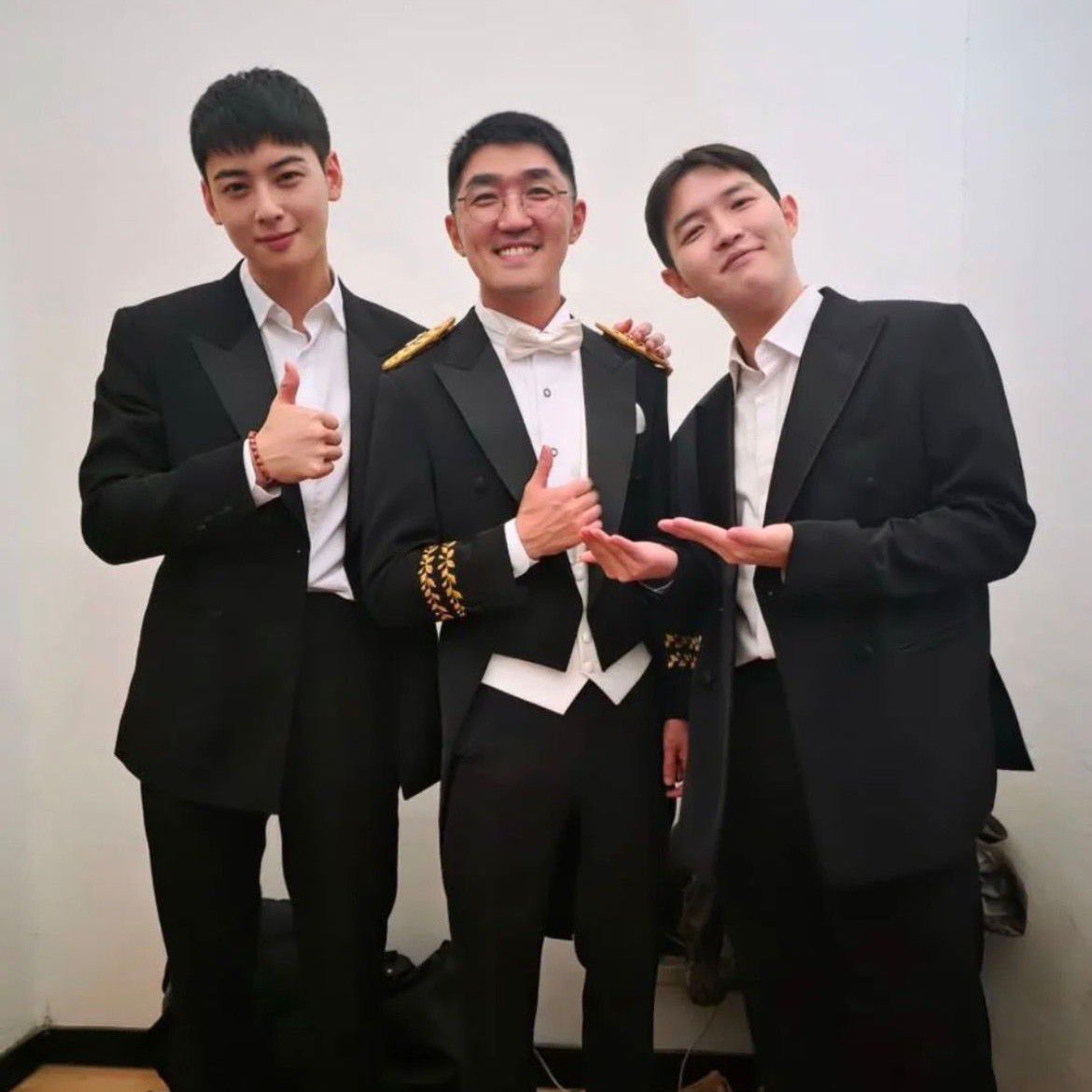 Latest photo of Cha Eunwoo