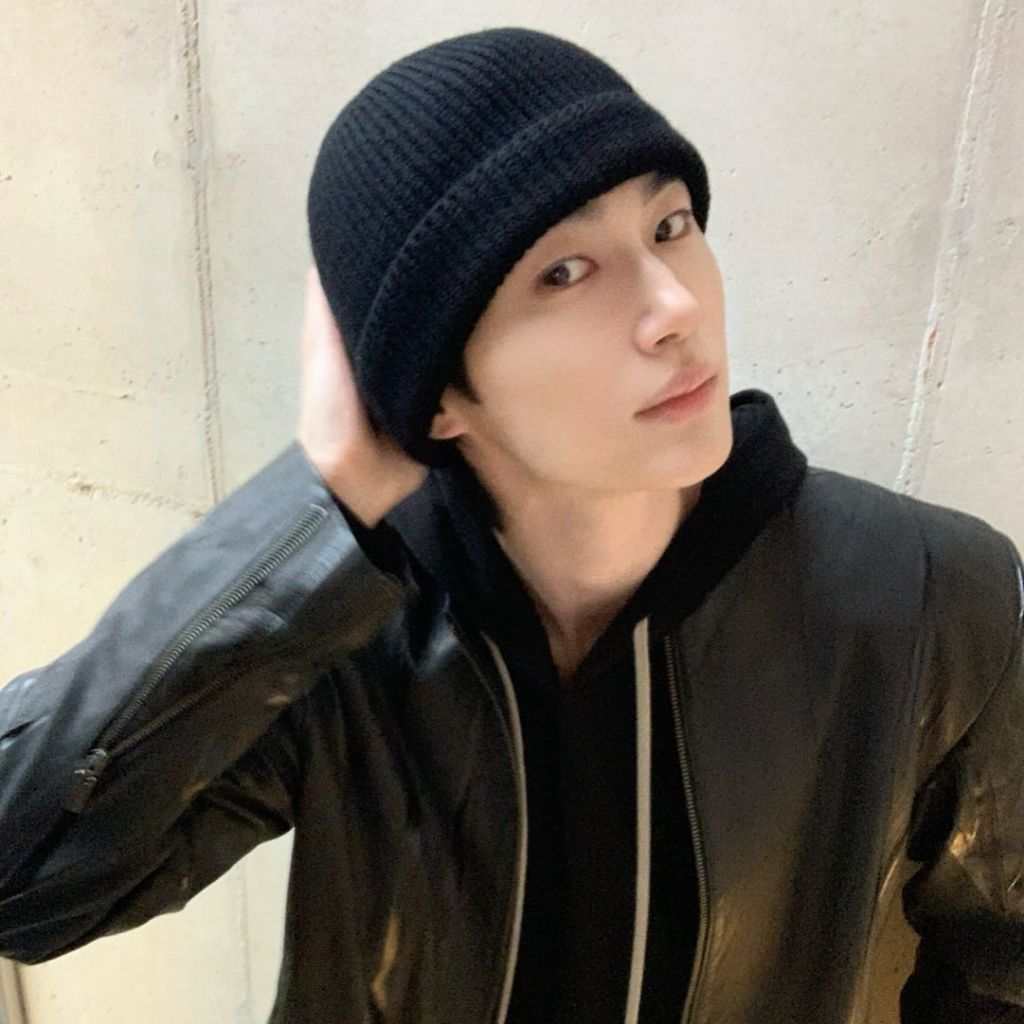 Recent activity shot of Byeon Wooseok