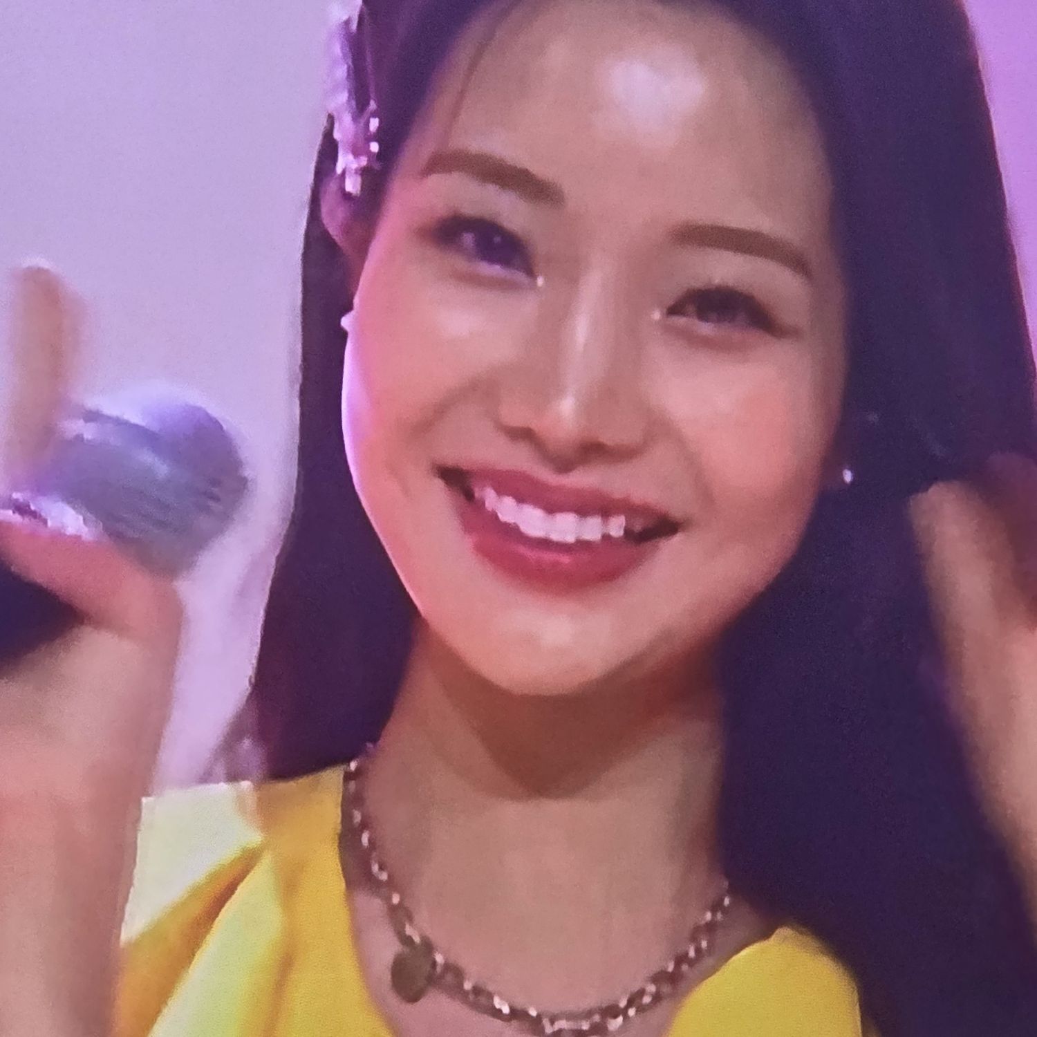 Behind-the-scenes cut of Kim Soyeon (2004)