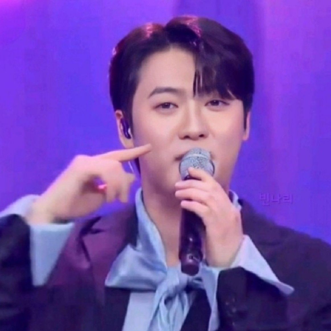 Recent activity shot of Son Binah