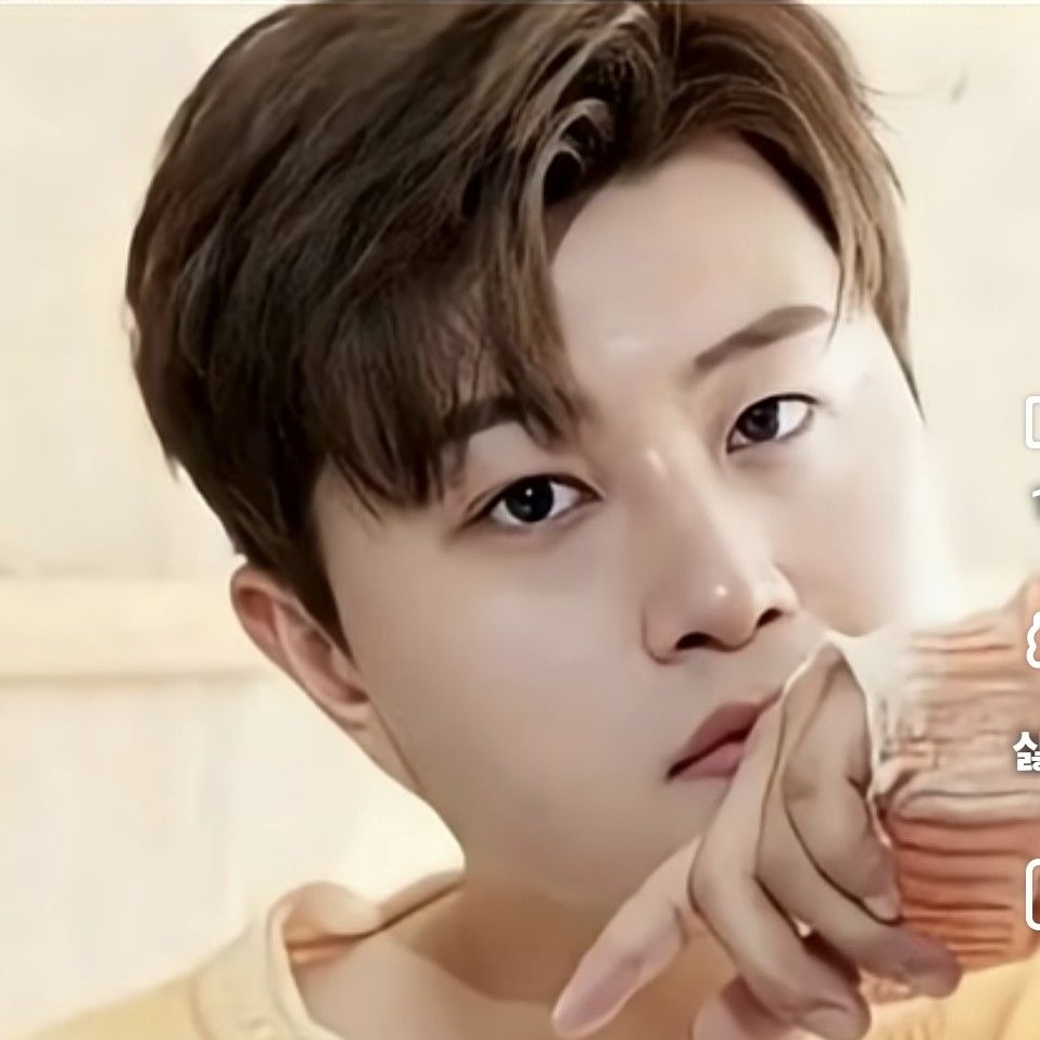 Recent activity shot of Kim Hojoong