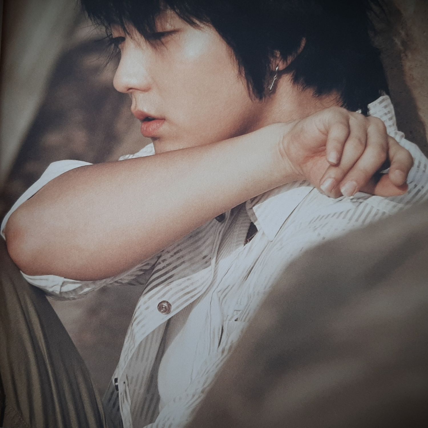 イ・ジュンギのビハインドカット