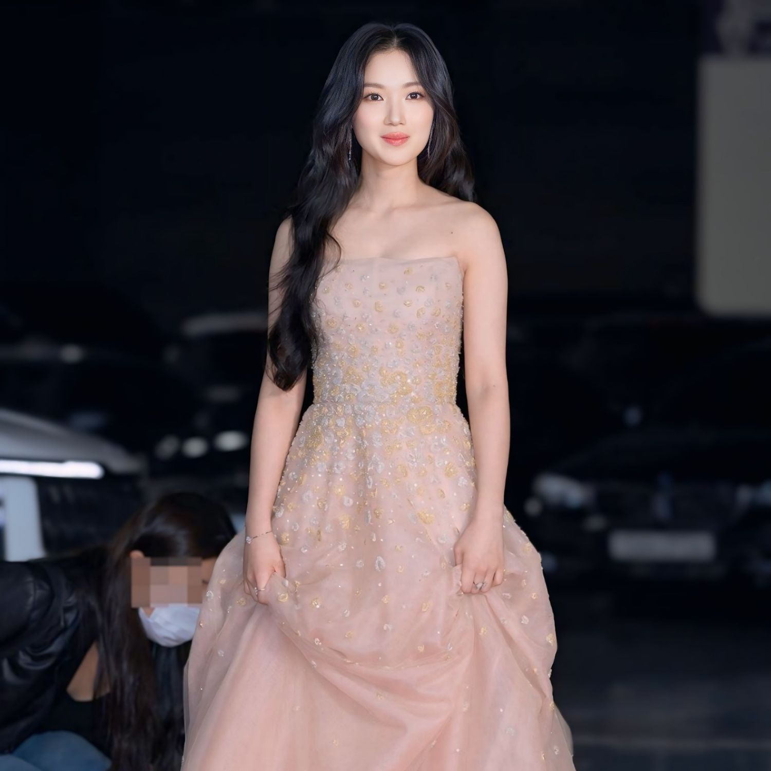 Recent activity shot of Kim Hyeyoon