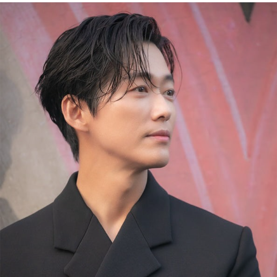 Latest photo of Namkoong Min