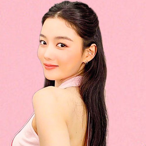 Latest photo of Kim Youjung